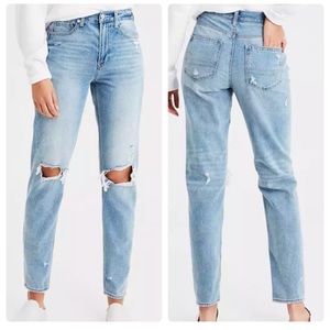 AMERICAN EAGLE MOM JEANS COOL CLASSIC